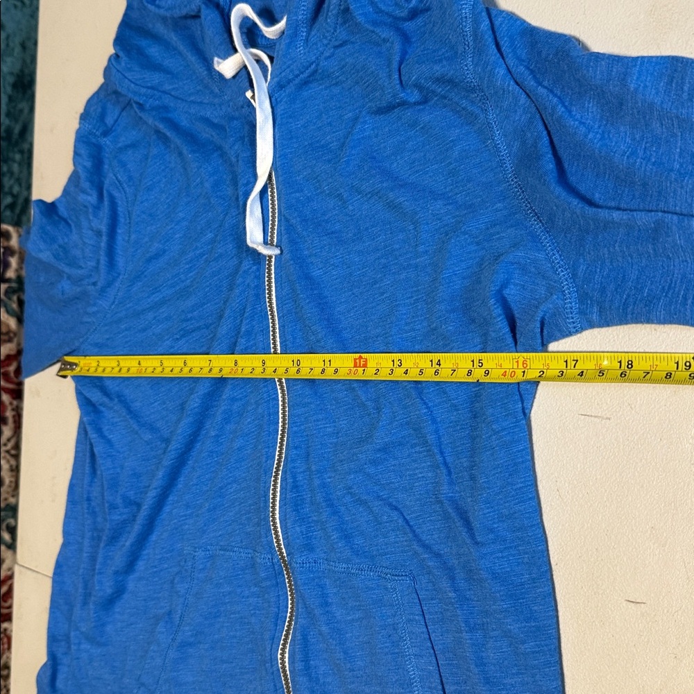 Blue Women's Hoodie old navy size S
#140/3tt - Picture 8 of 10